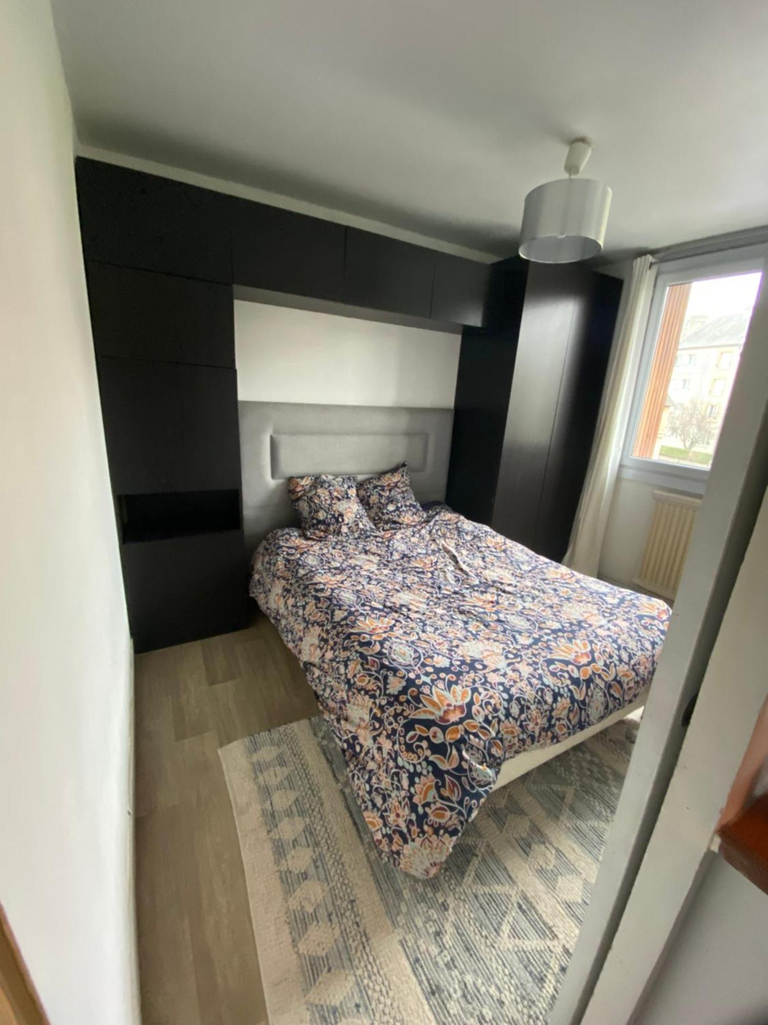 Apartment Bel Spacieux ,convivial De 3 Avec Parking Prive Secure